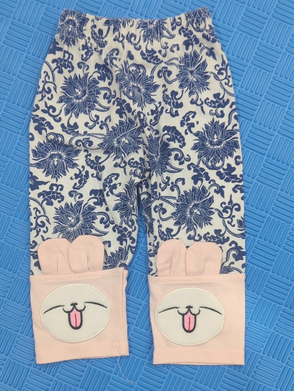 5/$10 - 9-12 Month Floral Blue & Pink Bunny Leggings